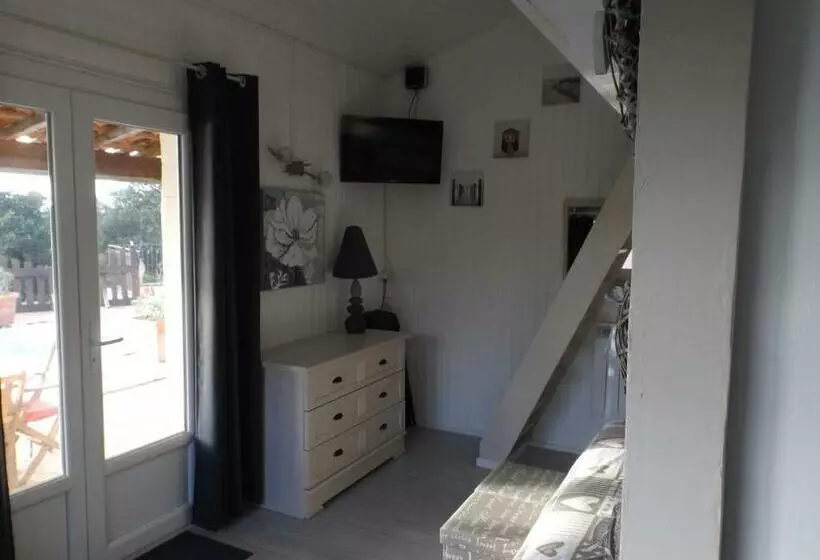 Aamiaismajoitus (B&B) Gite Les Bois 1