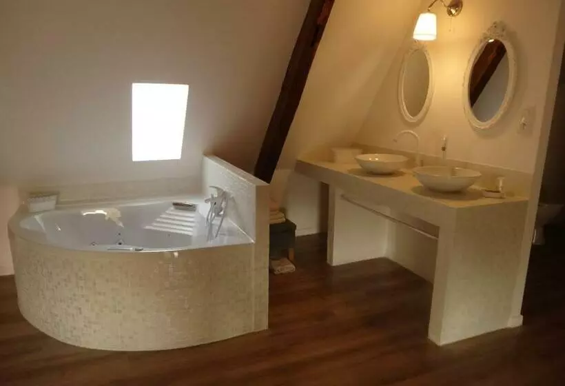 ベッドアンドブレックファースト La Bromontoise Chambres D Hôtes