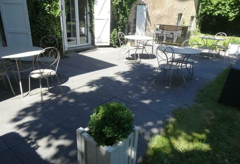 Bed and Breakfast La Bromontoise Chambres D Hôtes