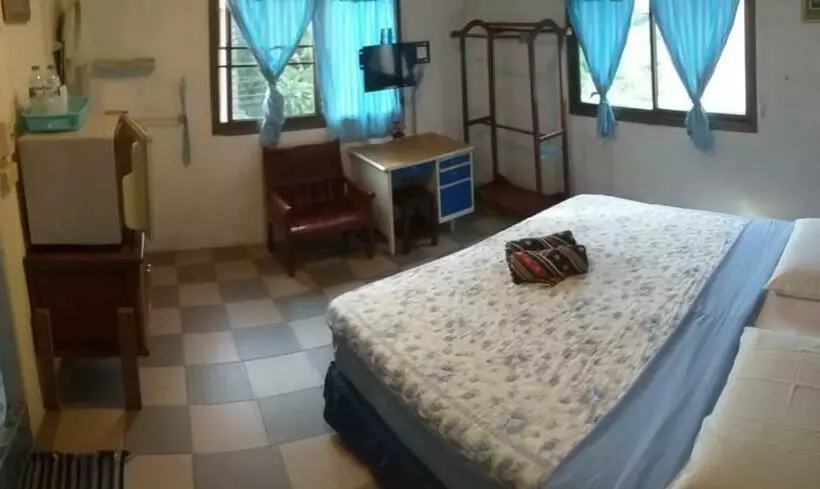 تختخواب و صبحانه Residence House