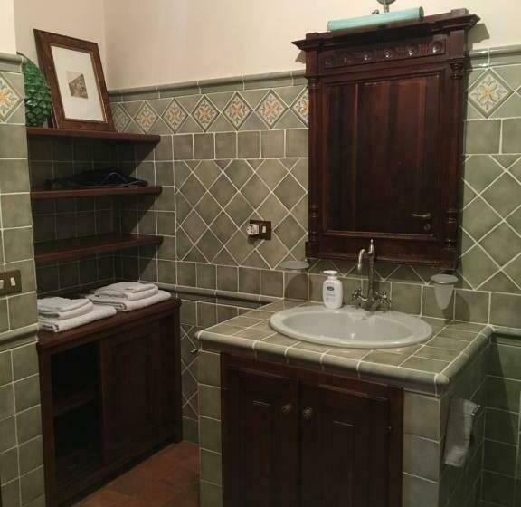 مبيت وإفطار Villa Ludoniccò