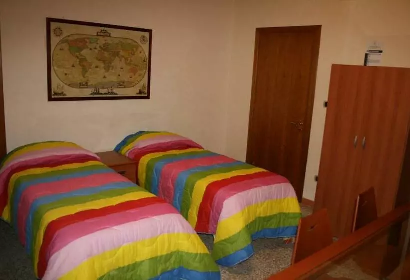 پانسیون Jll Room