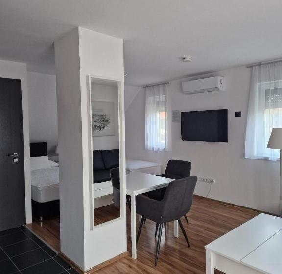 Pensjonat Nefelejcs Vendégház