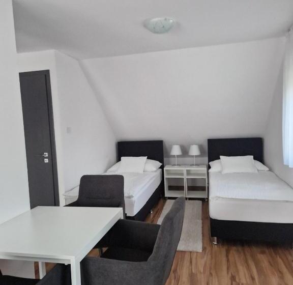 Pensjonat Nefelejcs Vendégház