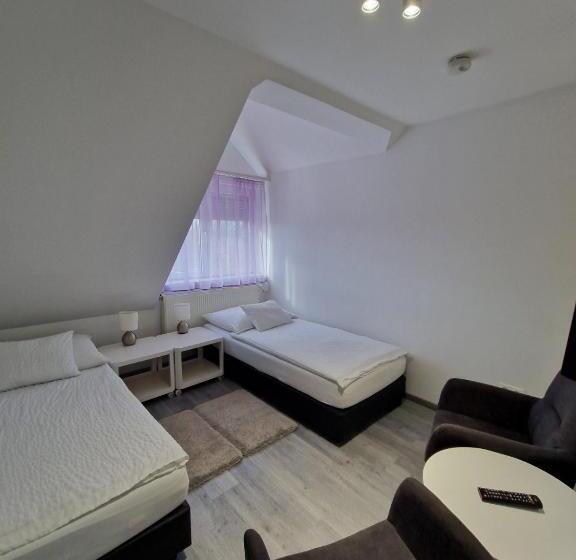 Pensjonat Nefelejcs Vendégház