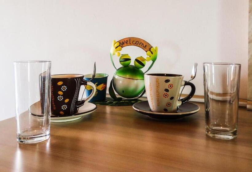 פנסיון Villa Rezos