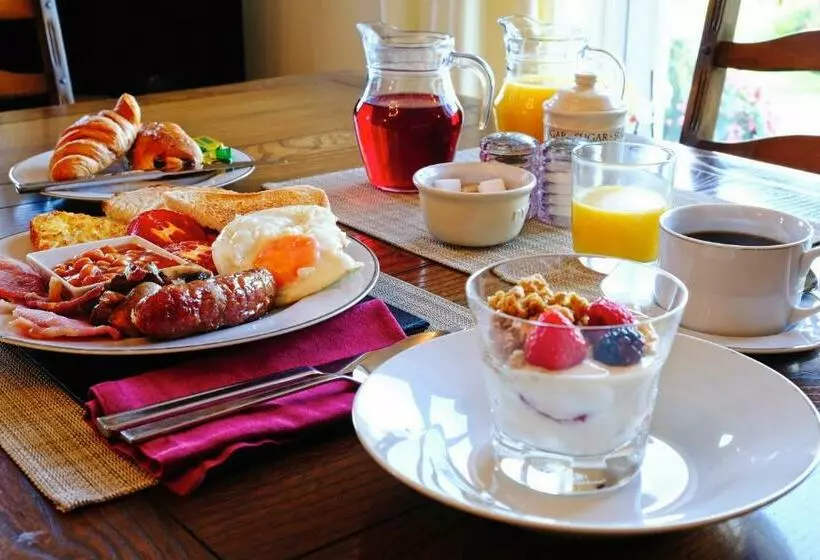 Henbere Farm B&b
