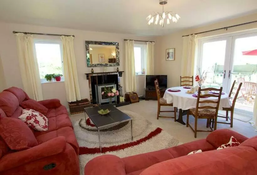 Henbere Farm B&b