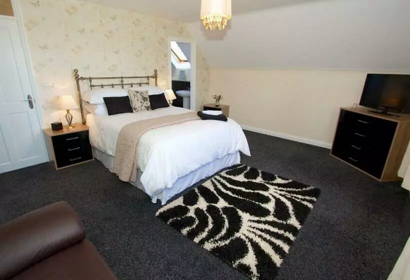 Henbere Farm B&b
