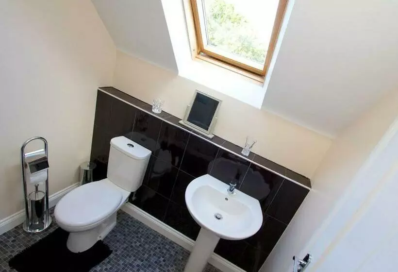 Henbere Farm B&b