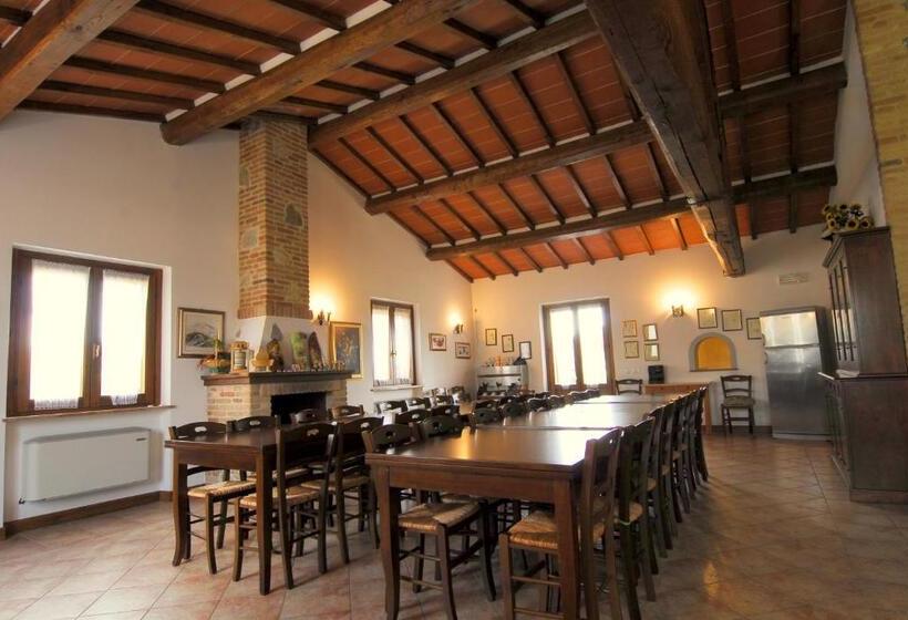 בית מלון כפרי Agriturismo La Dolce Collina