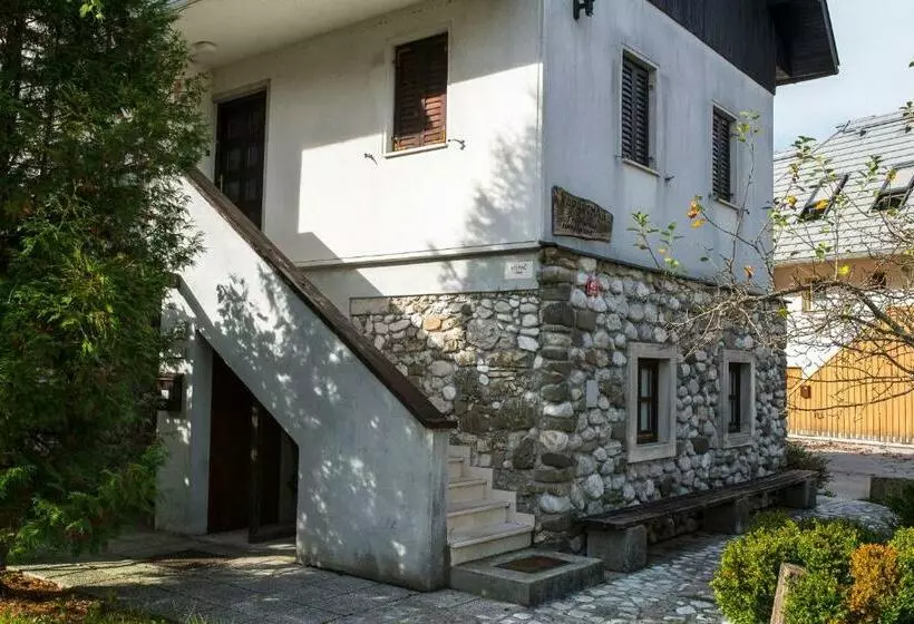 پانسیون Guest House Vila Korošec