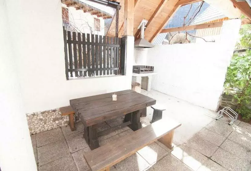 پانسیون Guest House Vila Korošec