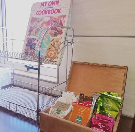 مبيت وإفطار Apollis Cottage