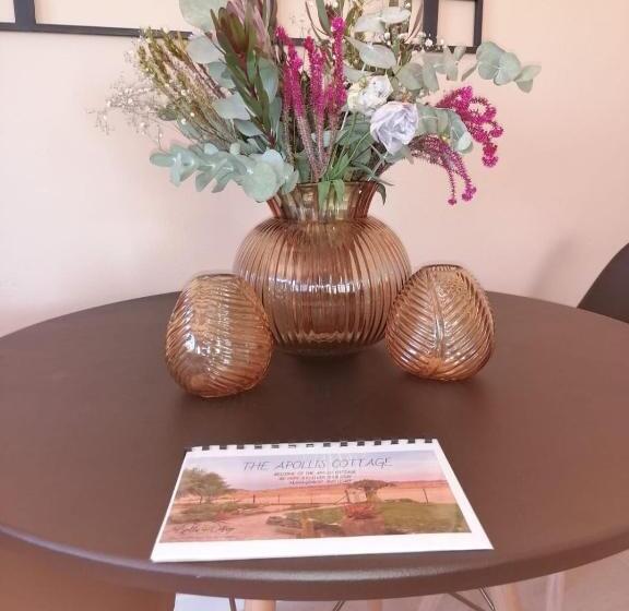 مبيت وإفطار Apollis Cottage