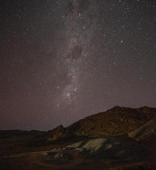 مبيت وإفطار Apollis Cottage