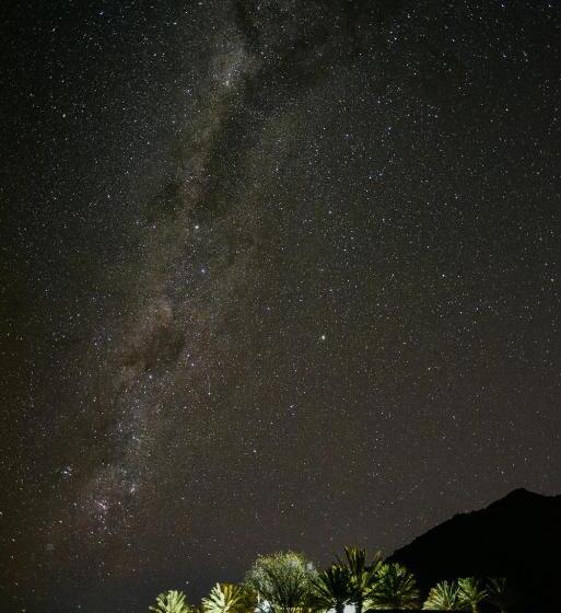 مبيت وإفطار Apollis Cottage