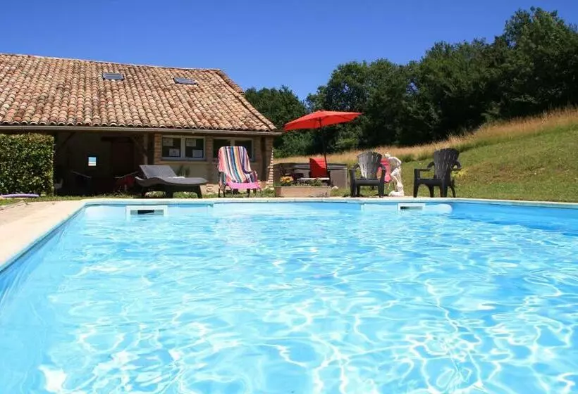 Aamiaismajoitus (B&B) La Perle Du Lot