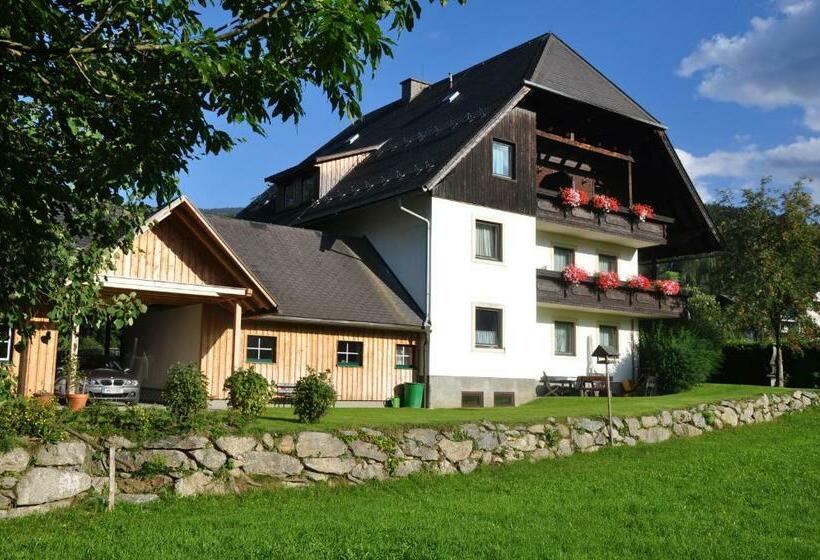 مبيت وإفطار Pension Kreischberg Mayer