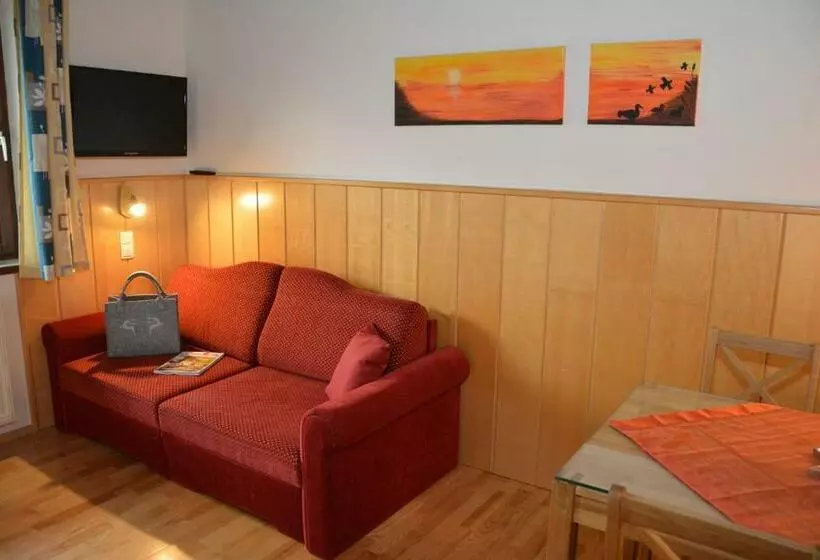 Aamiaismajoitus (B&B) Pension Kreischberg Mayer