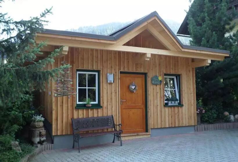 Aamiaismajoitus (B&B) Pension Kreischberg Mayer