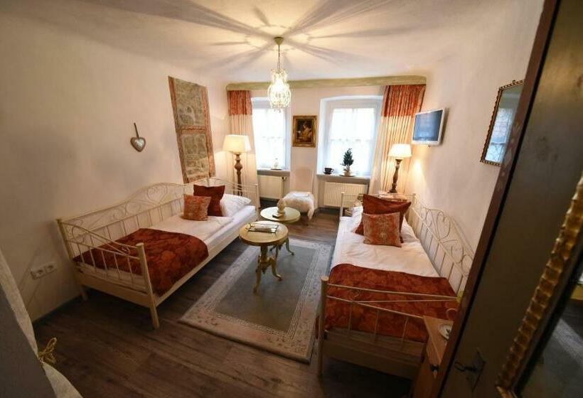 Goldgemäuer Appartements