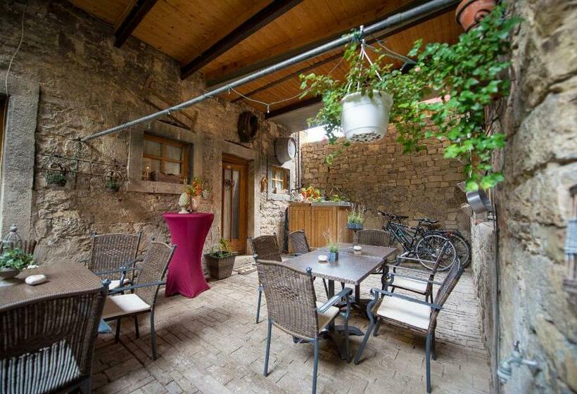 Goldgemäuer Appartements