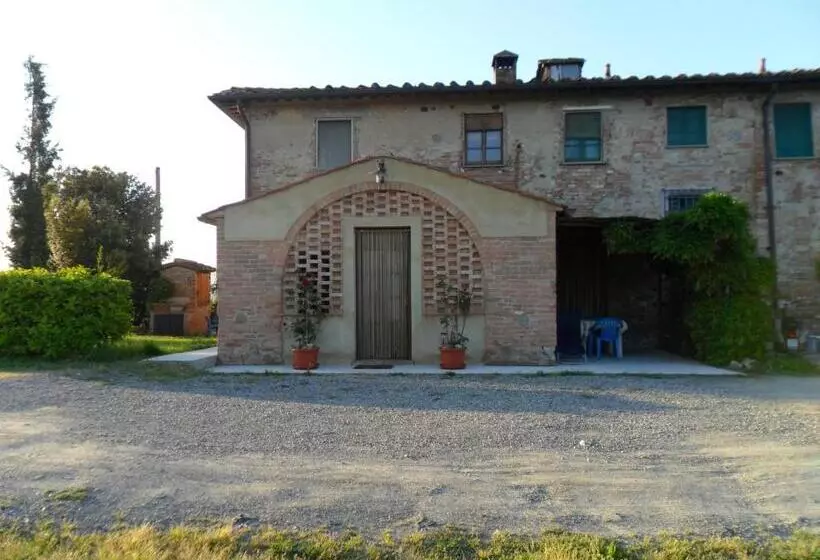 Hotelli Agriturismo Il Torrione