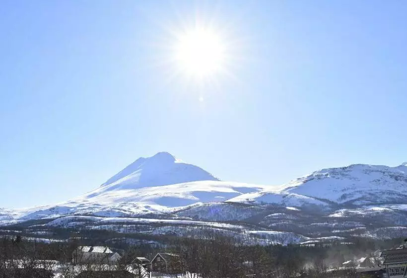 Majatalo Lyngseidet Gjestegård As