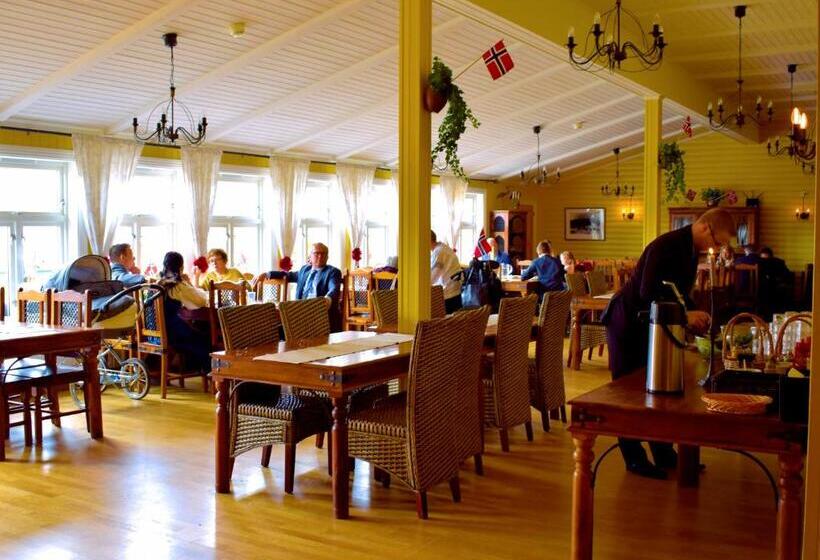 ペンション Lyngseidet Gjestegård As