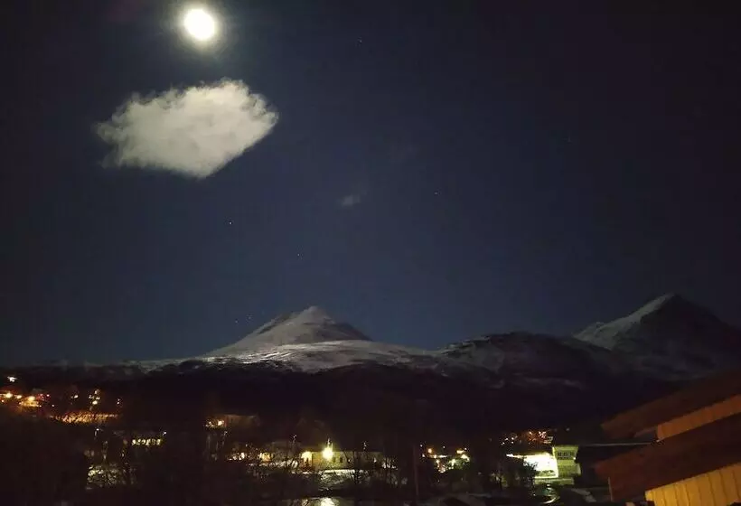 Majatalo Lyngseidet Gjestegård As