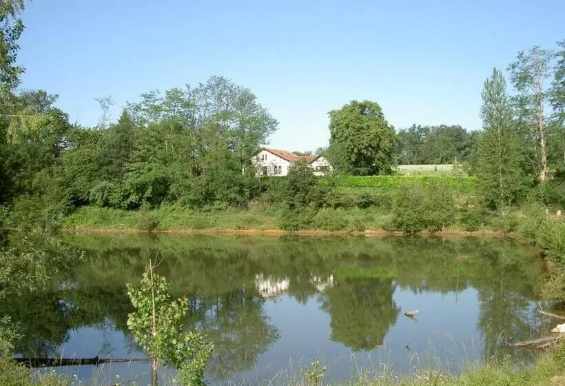 Aamiaismajoitus (B&B) Chambres D Hôtes Le Perdigon