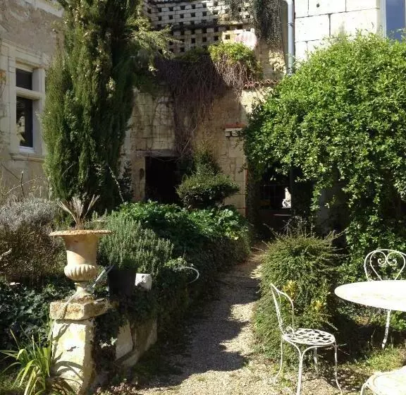 Aamiaismajoitus (B&B) Le Carroy Brion