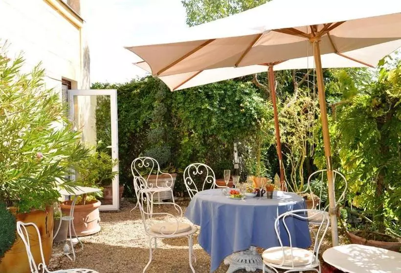 Aamiaismajoitus (B&B) Le Carroy Brion