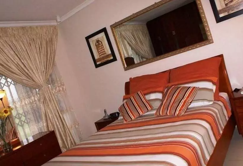 تختخواب و صبحانه Ekhaya Lodge