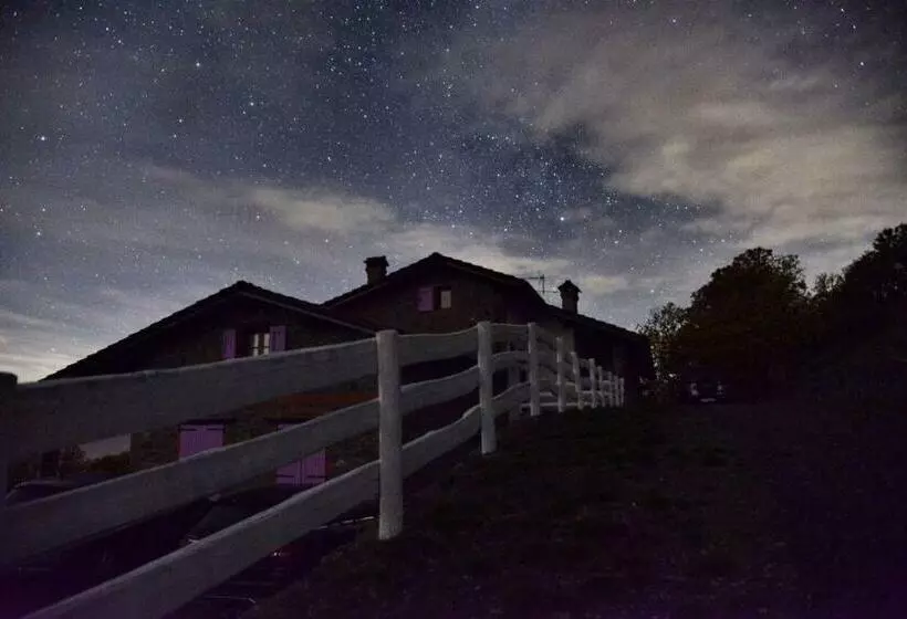 ホテル Agriturismo Il Serrino