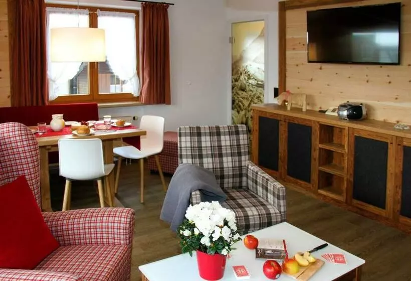 ペンション Gästehaus Sinz