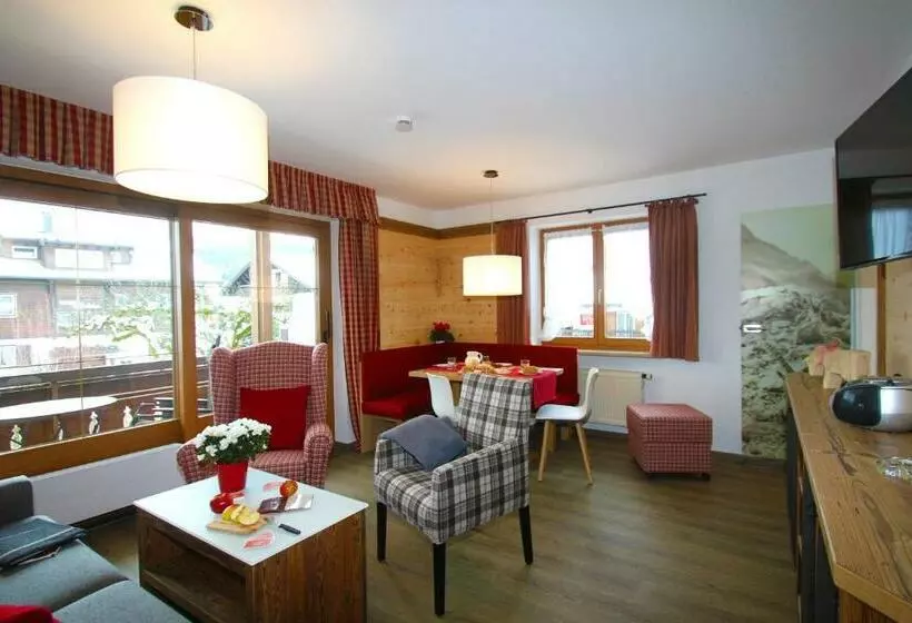 ペンション Gästehaus Sinz