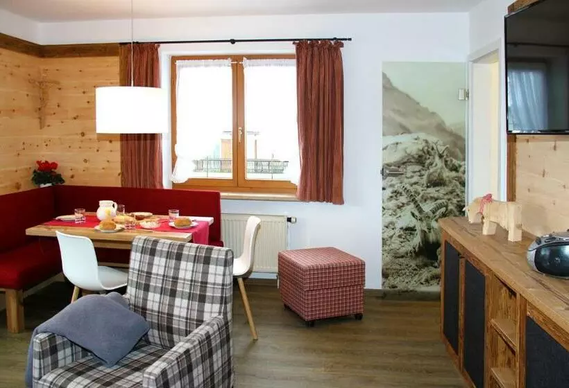 ペンション Gästehaus Sinz