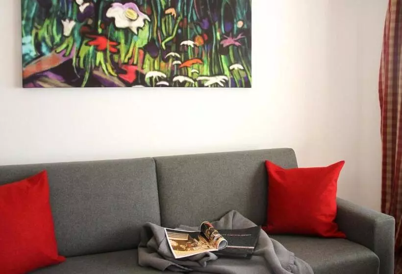 ペンション Gästehaus Sinz