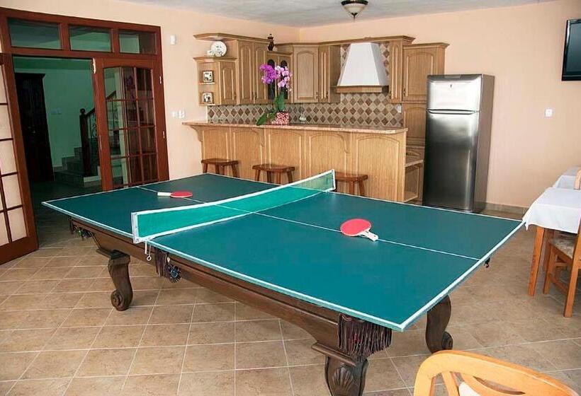 פנסיון Villa Butterfly