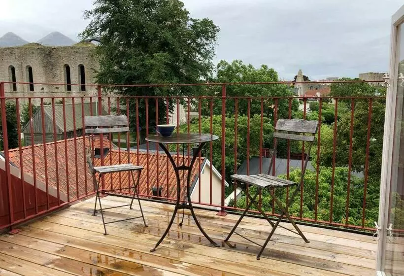 Sköna Hönor Apartments