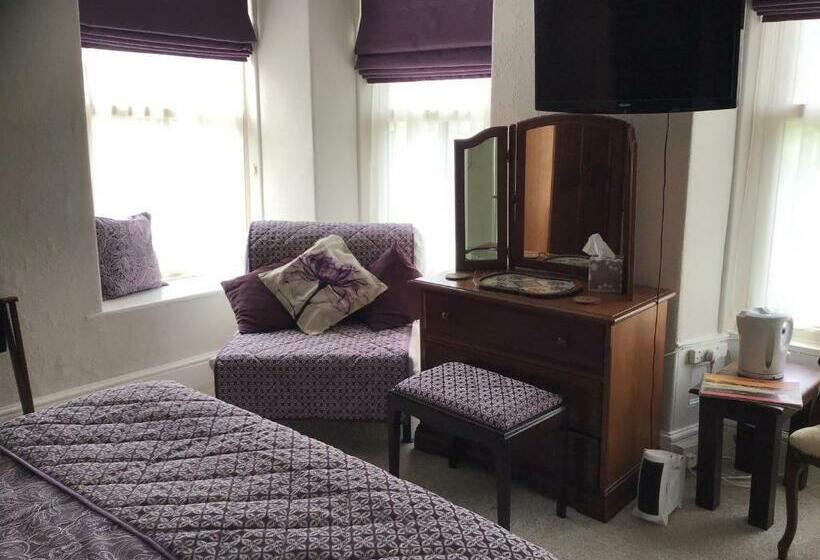 ベッドアンドブレックファースト Beechwood House