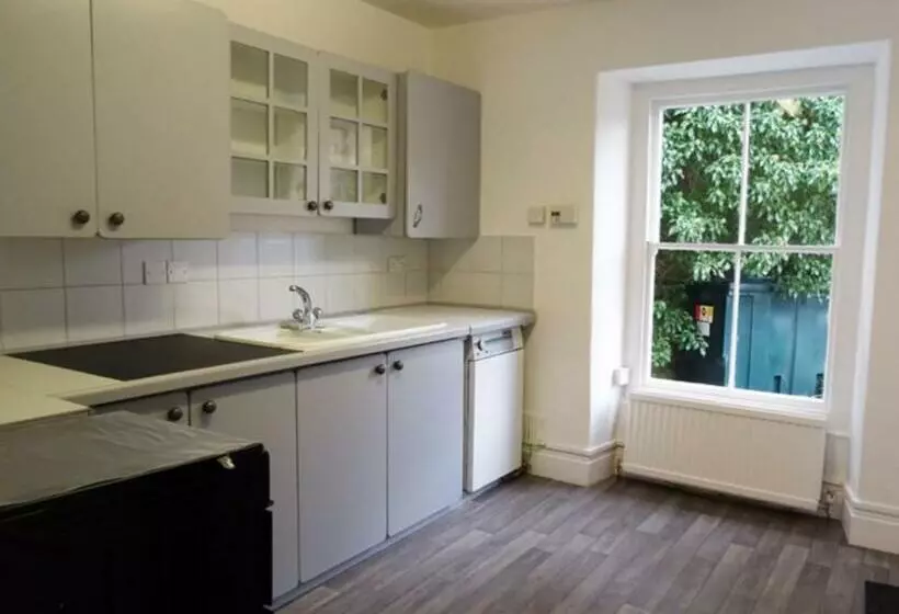 Aamiaismajoitus (B&B) Beechwood House