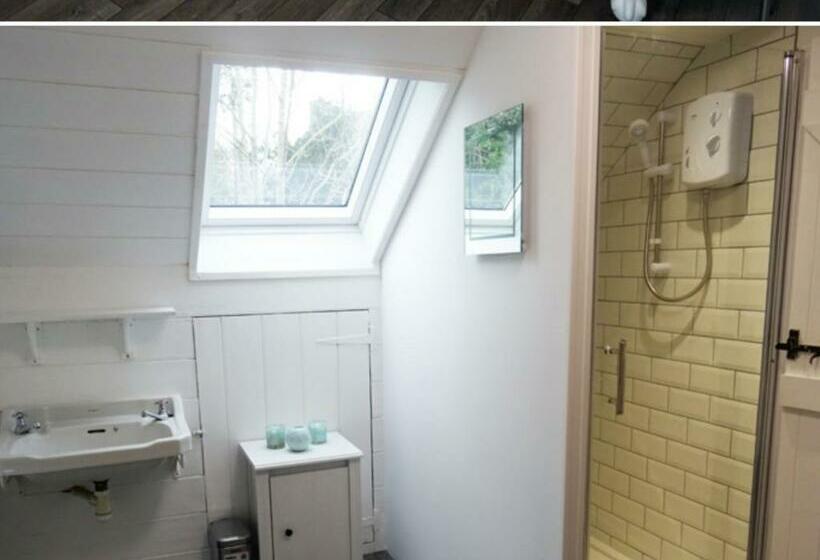 ベッドアンドブレックファースト Beechwood House