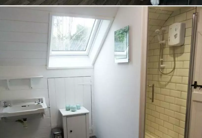 Aamiaismajoitus (B&B) Beechwood House