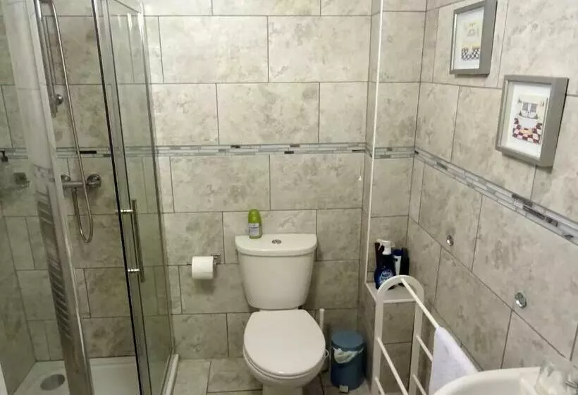 Aamiaismajoitus (B&B) Beechwood House