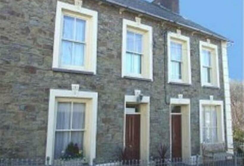 ベッドアンドブレックファースト Beechwood House