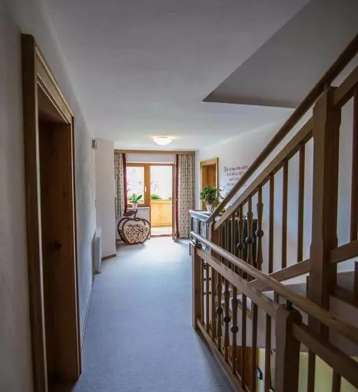 Aamiaismajoitus (B&B) Frühstückspension Samerhof