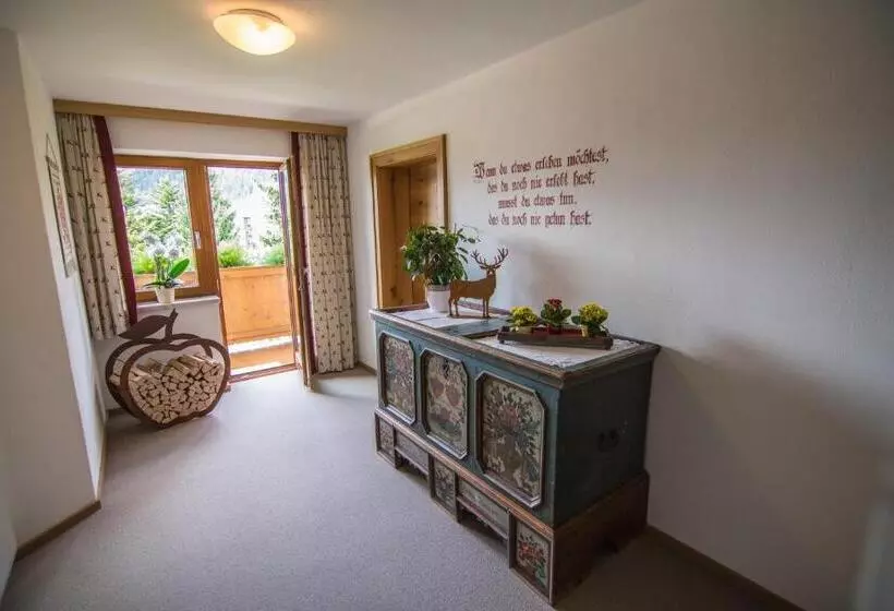 Aamiaismajoitus (B&B) Frühstückspension Samerhof